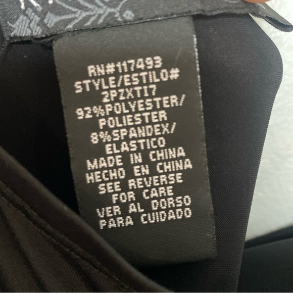 ’ Rampage Stretch One-shoulder Top (L) - Picture 7 of 7